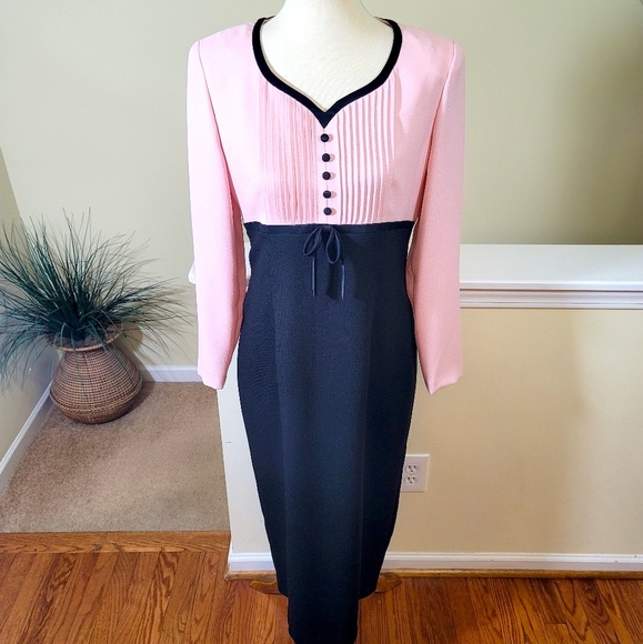 Cynthia Howie for Maggy Boutique Dress - Picture 3 of 7